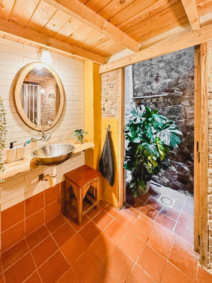 Habitacion Privada, Casa Compartida Con Pareja Private Room, Shared House With A Couple Barcelona Eksteriør billede