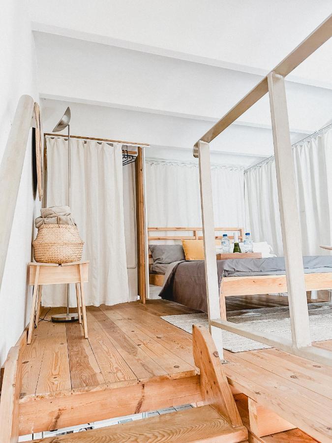 Habitacion Privada, Casa Compartida Con Pareja Private Room, Shared House With A Couple Barcelona Eksteriør billede